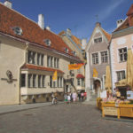 ratushnaya-ploshchad-tallina-09